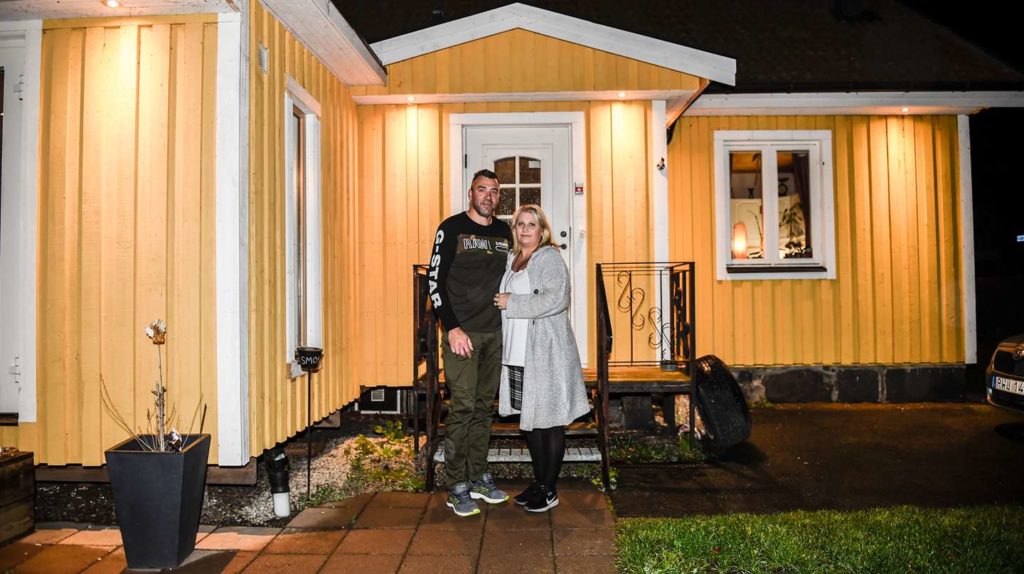 Monika and André have set up their common home outside of Kristianstad, but feel that something is missing – a common child