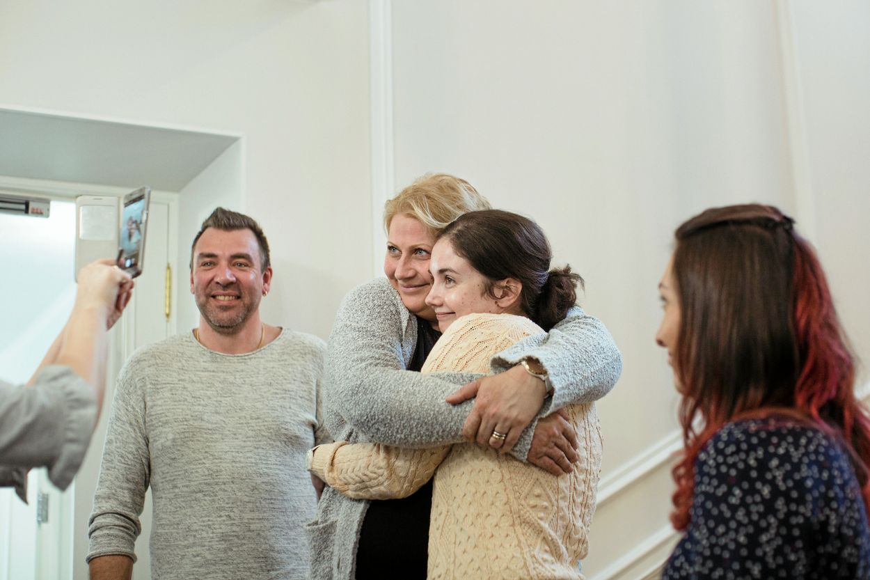 Hope and dreams of a child. Monika and André Oskarsson in Saint Petersburg. Here together with the coordinator at the clinic, Alla Schatzkova