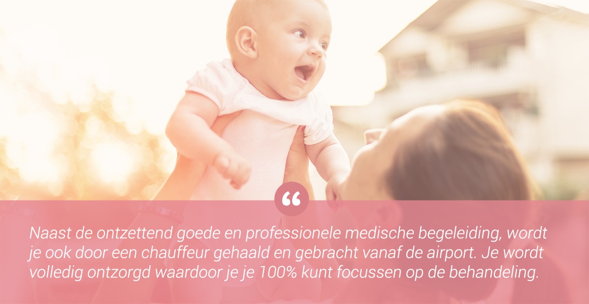 Ik op bevallen zoon na een eiceldonatie in de kliniek.